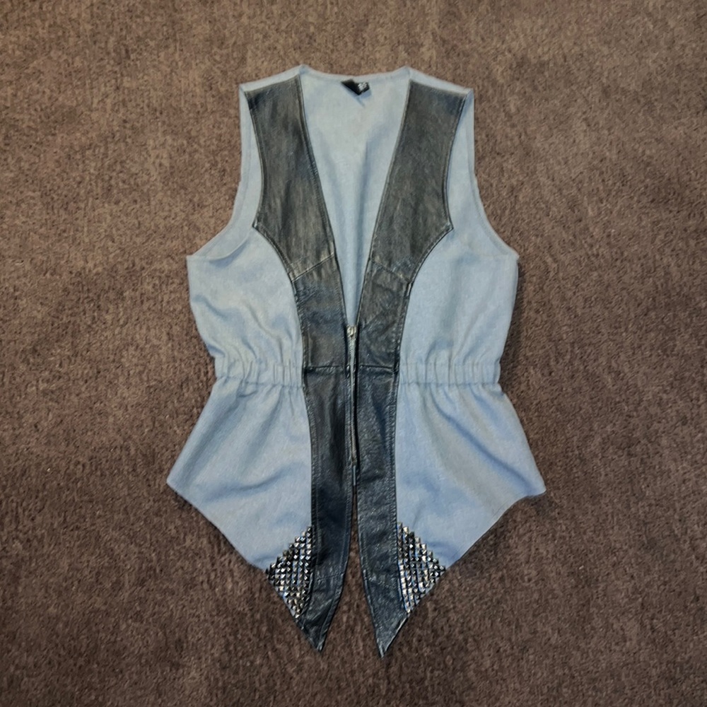 Chic Vest
